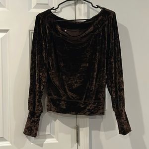 NWOT Emma and Sam Dark Purple Velour shirt